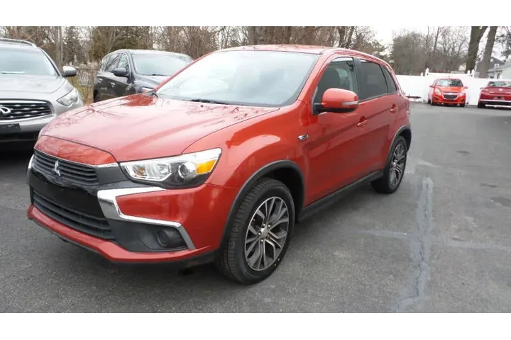 $10900 : 2016 Outlander Sport ES image 2