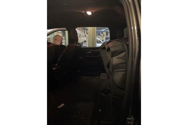 $29000 : Ram 1500 2021 4x4 Big Horn 4 image 6