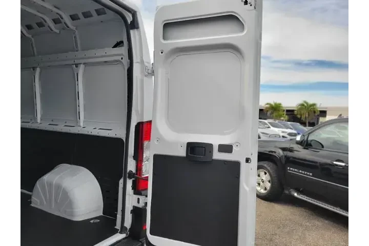 $39991 : Ram ProMaster 2025 Tradesman image 7