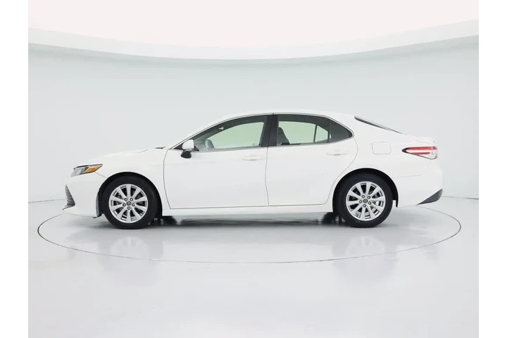 $21998 : Toyota Camry 2018 LE 4dr Sed image 3