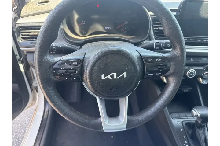 $17912 : Kia Rio 2023 S 4dr Sedan image 6