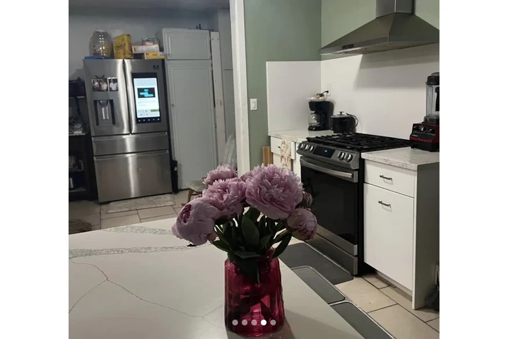 $2700 : Se renta casita de 3 recámaras image 4