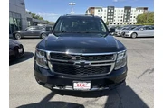 $23910 : 2017 Tahoe LT thumbnail