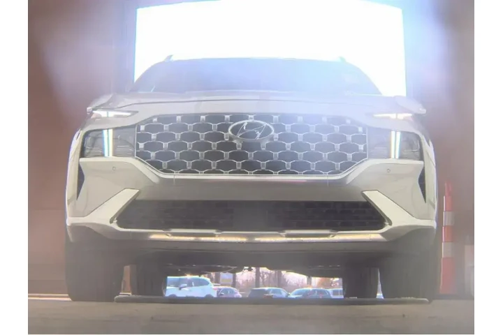 $24293 : Hyundai SANTA FE 2022 AWD Li image 3