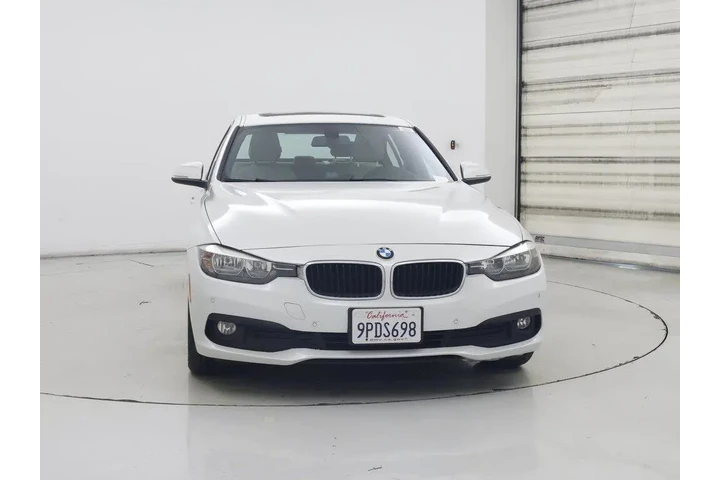 $12998 : BMW 3 Series 2016 320i 4dr S image 5