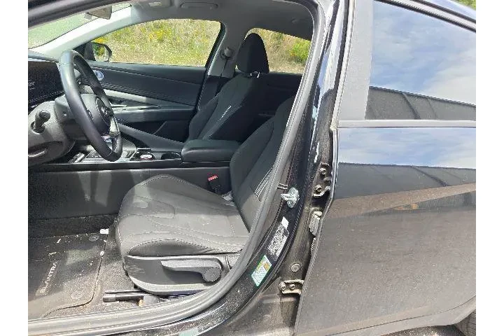 $19590 : Hyundai ELANTRA 2023 SEL 4dr image 8