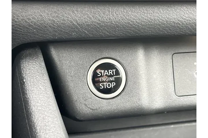 $20588 : Nissan Rogue 2022 AWD SV 4dr image 9