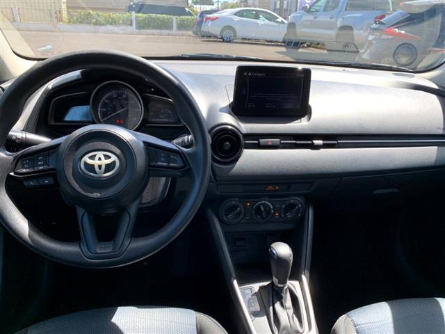 $15995 : 2019 Yaris iA image 10