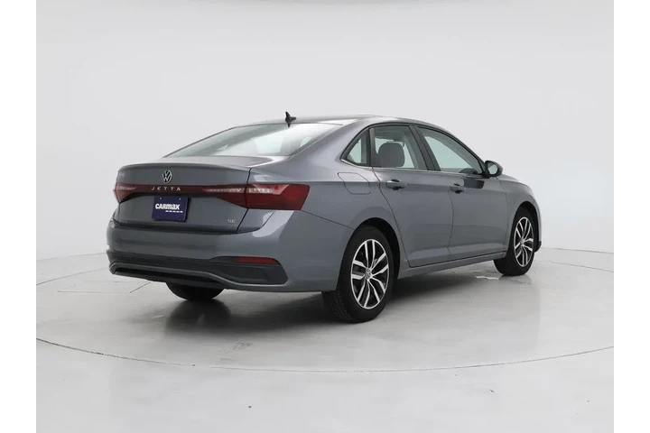 $22998 : Volkswagen Jetta 2025 SE 4dr image 8