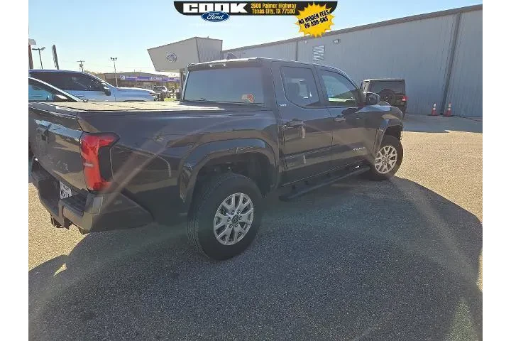 $35983 : Toyota Tacoma 2025 4x2 SR5 4 image 10