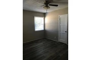 $800 : Beautiful Home...LAKEWOOD,CA thumbnail