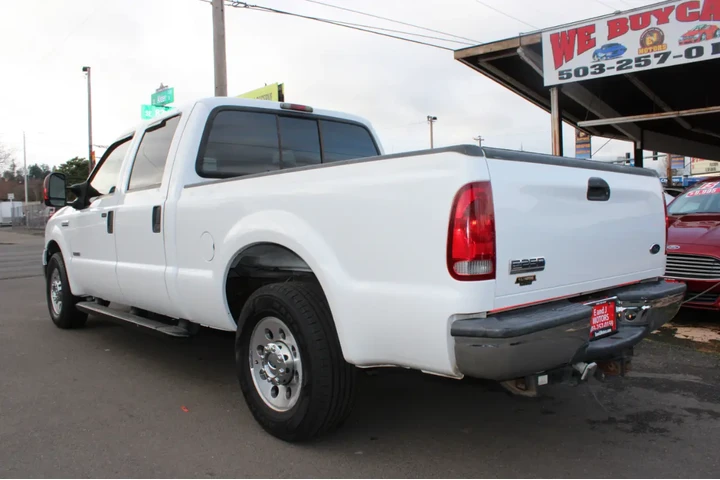 $13495 : 2005 Super Duty F-250 Crew Ca image 4