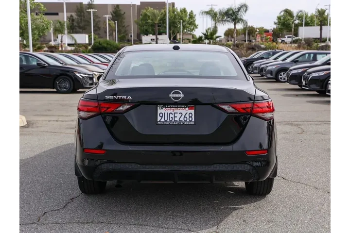 $19753 : Nissan Sentra 2025 SV 4dr Se image 5