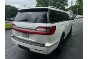 $49500 : 2020 Navigator L Reserve 4WD thumbnail