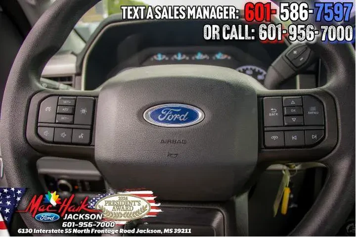 $39995 : Ford F-150 2023 4x2 XL 2dr R image 9