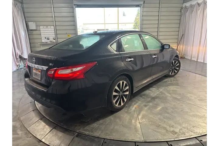 $10999 : Nissan Altima 2017 2.5 SV 4d image 5