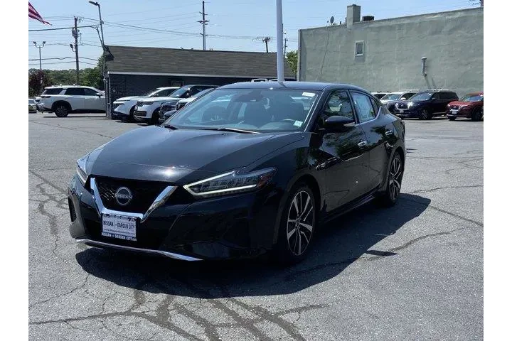 $22995 : Nissan Maxima 2023 3.5 SV 4d image 8