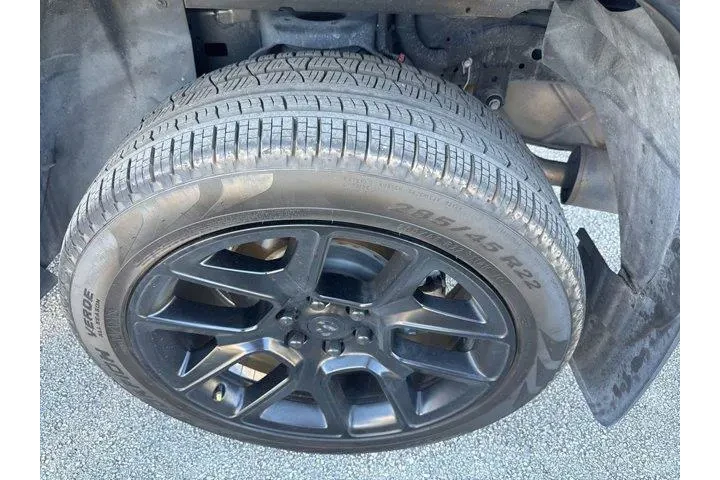 $33996 : Ram 1500 2022 4x2 Laramie 4d image 6