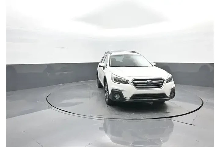 $13976 : Subaru Outback 2018 AWD 2.5i image 2