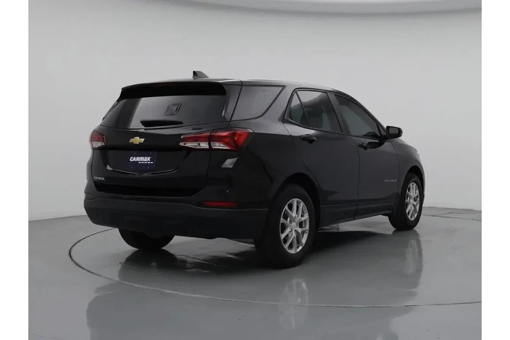 $21998 : Chevrolet Equinox 2024 LS 4d image 8