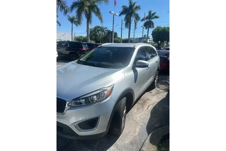 $10490 : Kia Sorento 2018 L 4dr SUV image 2