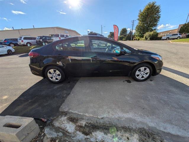 $8990 : 2018 Forte LX image 7