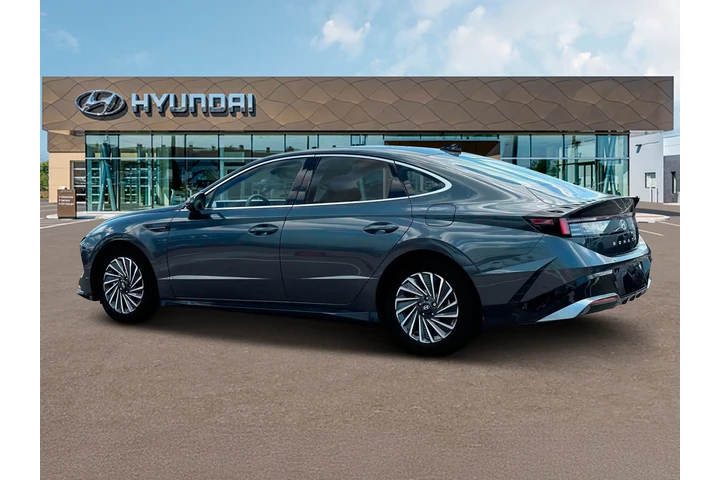 $24756 : Hyundai SONATA Hybrid 2024 L image 4