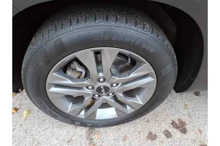 $22995 : Kia Seltos 2023 AWD S 4dr SU image 7