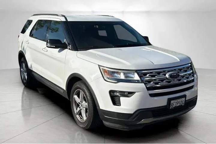 $17995 : Ford Explorer 2018 XLT 4dr S image 1