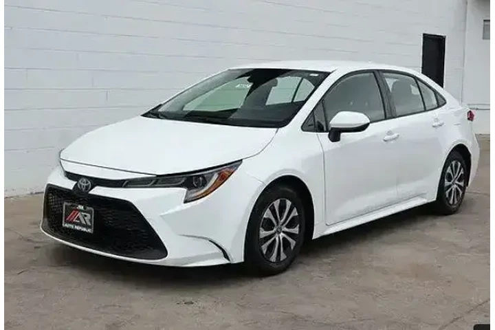 $19950 : Toyota Corolla Hybrid 2021 L image 2