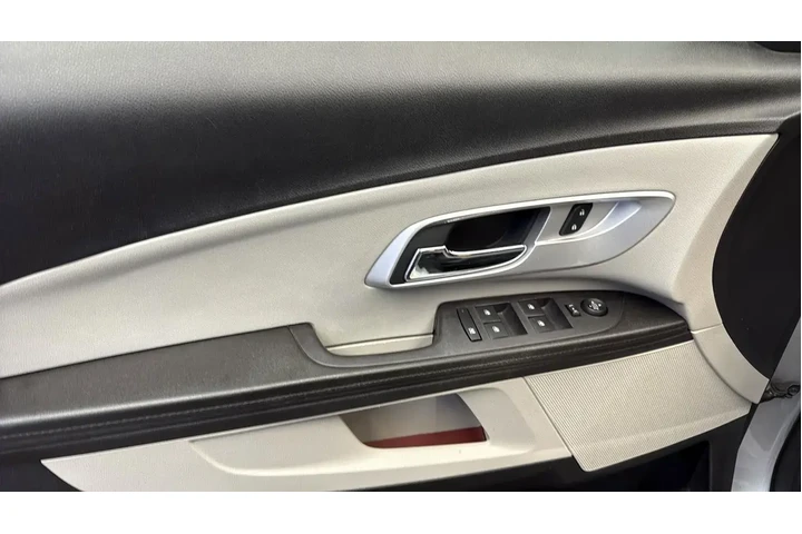 $12991 : Chevrolet Equinox 2017 LT 4d image 10