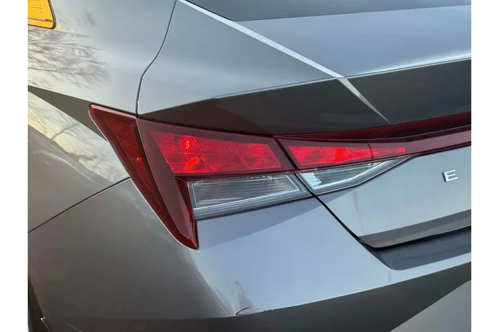 $17995 : Hyundai ELANTRA 2023 SEL 4dr image 10