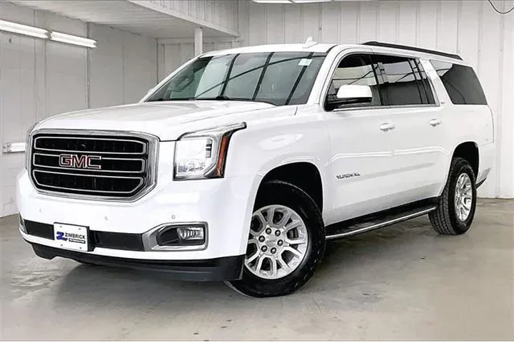$16490 : GMC Yukon XL 2019 4x4 SLT 4d image 2