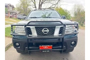 $26995 : 2021 Frontier Crew Cab PRO-4X thumbnail