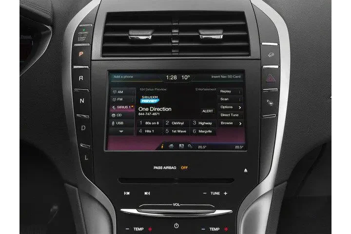$9990 : Lincoln MKZ Hybrid 2016 4dr image 9