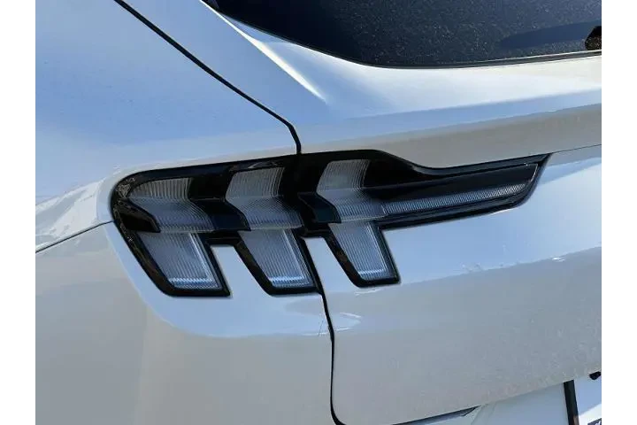 $21868 : Ford Mustang Mach-E 2021 AWD image 8