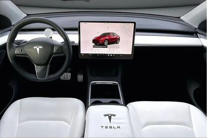 $34000 : Tesla Model Y 2023 AWD Perfo image 7