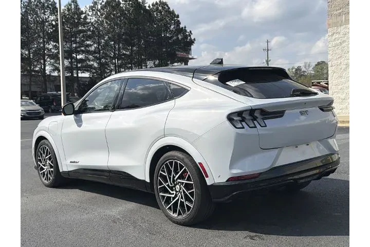 $34786 : Ford Mustang Mach-E 2023 AWD image 3