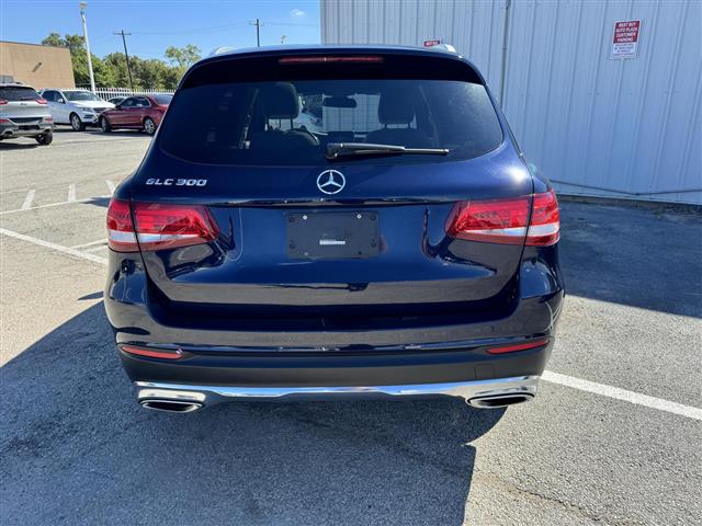 $16995 : 2017 MERCEDES-BENZ GLC GLC 30 image 6