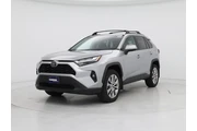 $29998 : Toyota RAV4 2022 AWD XLE Pre thumbnail