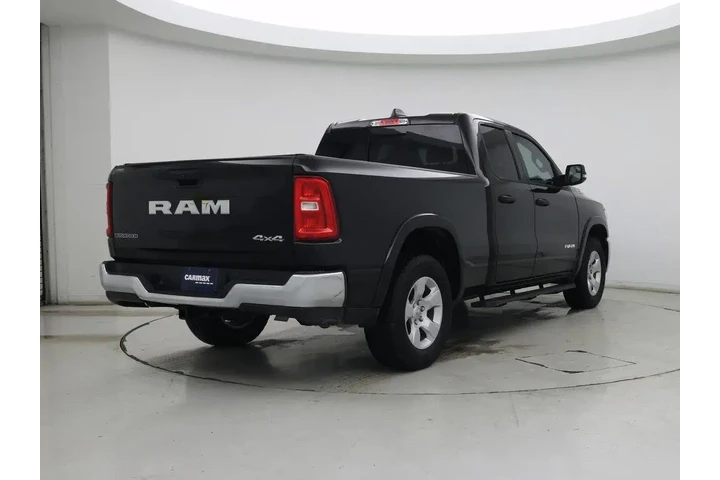 $36998 : Ram 1500 2025 4x4 Big Horn 4 image 8