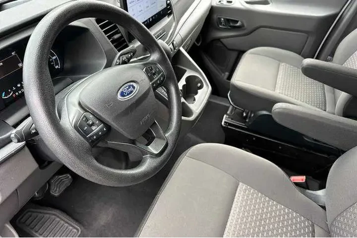 $34900 : Ford Transit 2022 350 XL 3dr image 4
