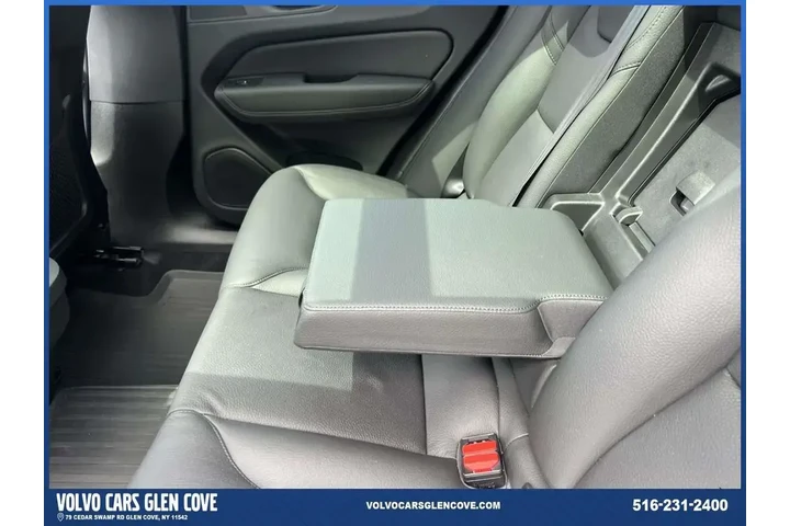 $37500 : Volvo XC60 2023 AWD B5 Plus image 8
