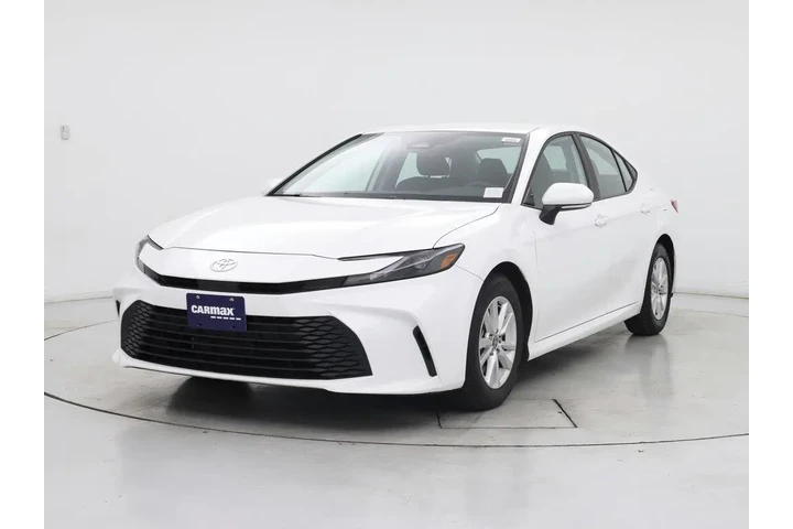 $27998 : Toyota Camry 2025 LE 4dr Sed image 4