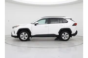 $32998 : Toyota RAV4 2021 AWD XLE 4dr thumbnail