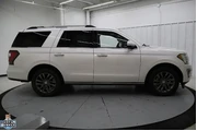$33495 : Ford Expedition 2019 4x4 Lim thumbnail