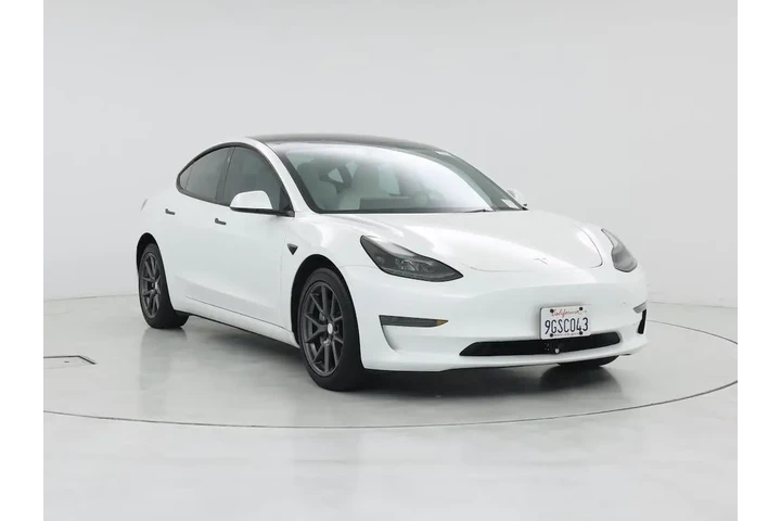 $28998 : Tesla Model 3 2023 4dr Sedan image 1