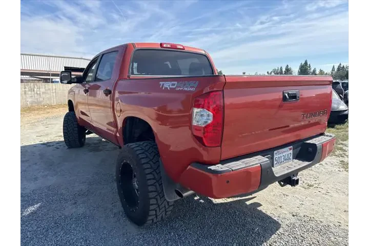 $31999 : Toyota Tundra 2016 4x4 SR5 4 image 7