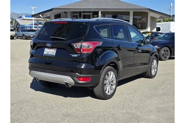 $13242 : Ford Escape 2017 Titanium 4d image 4