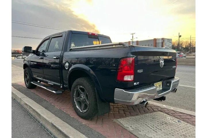 $18995 : 2012 RAM 1500 Laramie image 7